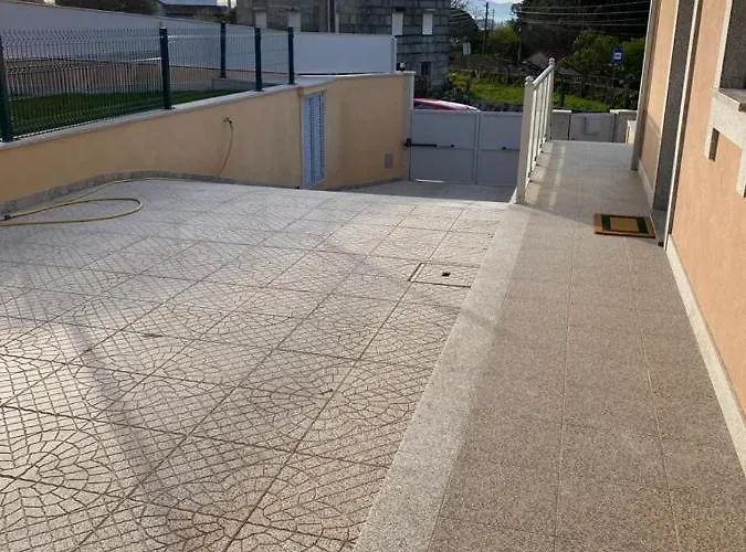 Vivenda Caixilao Casa Com 3 Quartos *