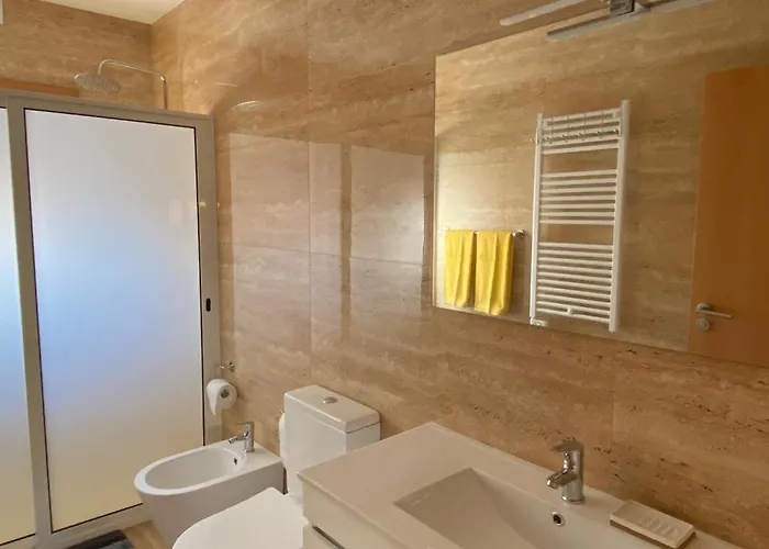 בית נופש Vivenda Caixilao Casa Com 3 Quartos